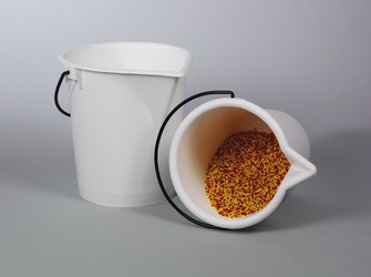 Laboratory bucket